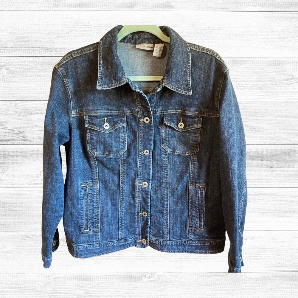 Chicos platinum blue Jean button jacket size 2